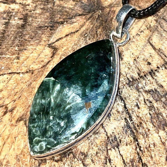 Deep Green Emerald Seraphinite Pendant 2 1/4” - Picture 9 of 11